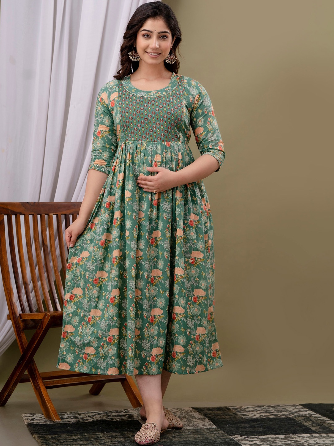NITVAN Floral Printed Pleated Detail Maternity Cotton Fit and Flare Ethnic Dresses, Green
NITVAN Floral Printed Pleated Detail Maternity Cotton Fit and Flare Ethnic Dresses, Green