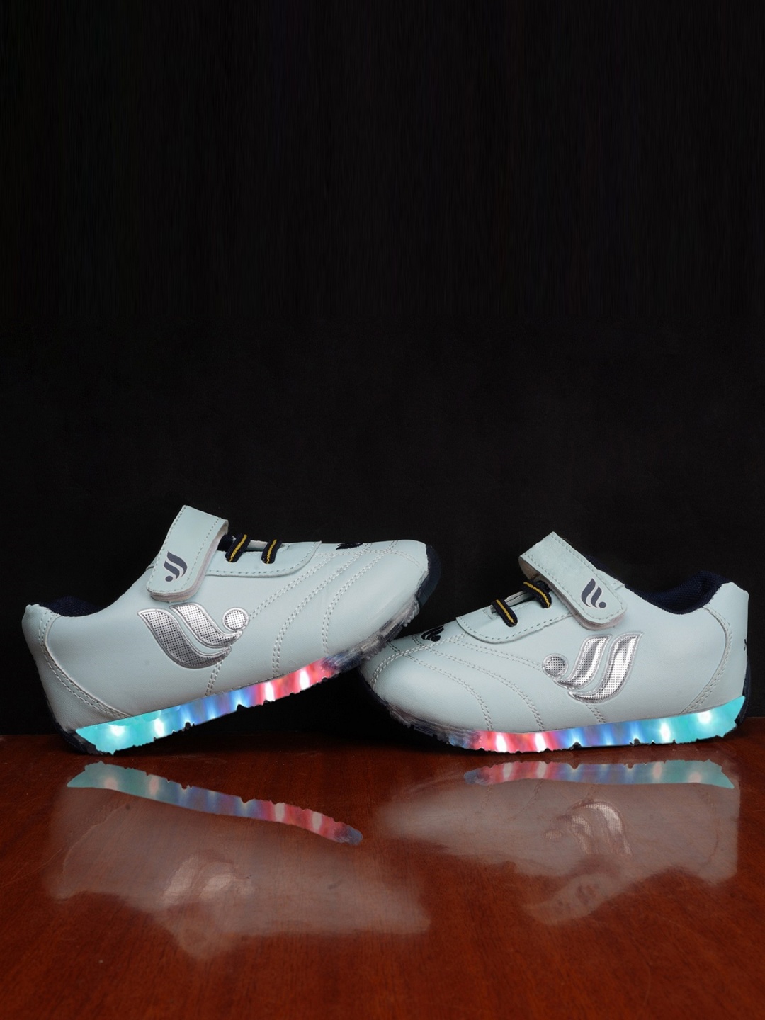 BAESD Kids Textured Lightweight Comfort Insole Sneakers With LED Lighting Velcro Closure, White
BAESD Kids Textured Lightweight Comfort Insole Sneakers With LED Lighting Velcro Closure, White