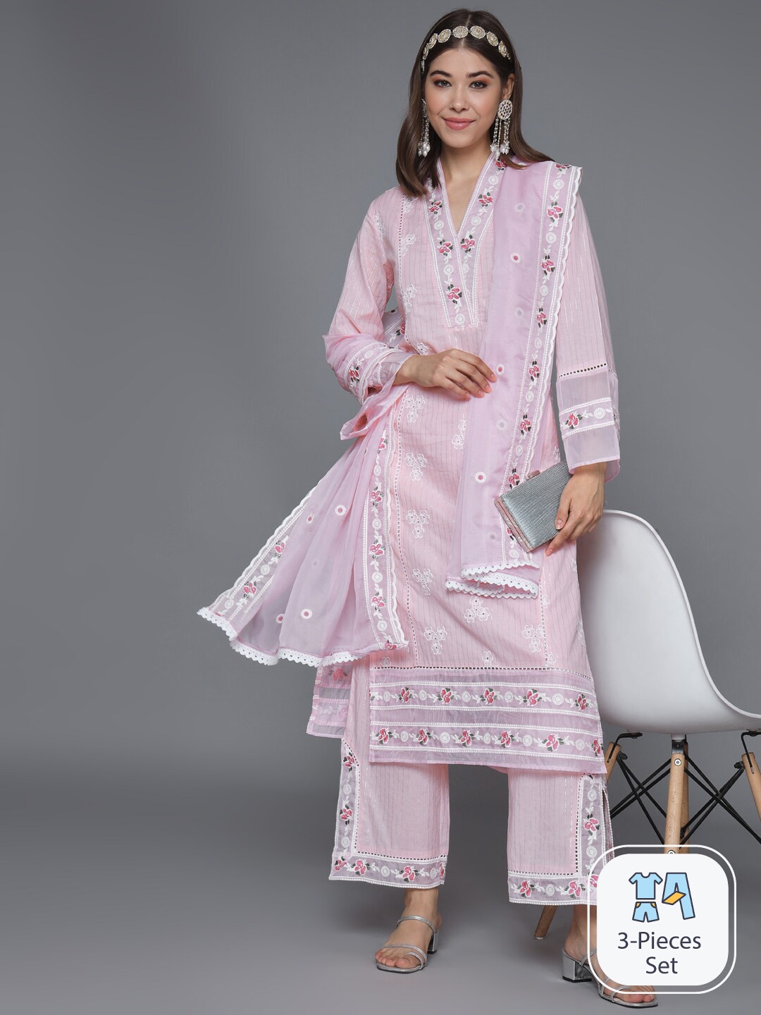 HEEPOSH Floral Embroidered Thread Work Pure Cotton Kurta with Palazzos & Dupatta, Pink
HEEPOSH Floral Embroidered Thread Work Pure Cotton Kurta with Palazzos & Dupatta, Pink