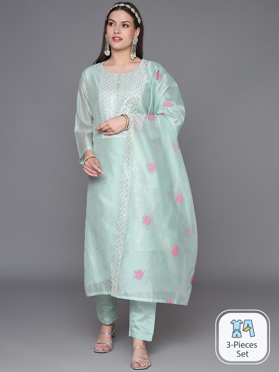 HEEPOSH Floral Embroidered Regular Thread Work Kurta with Trousers & With Dupatta, Teal
HEEPOSH Floral Embroidered Regular Thread Work Kurta with Trousers & With Dupatta, Teal