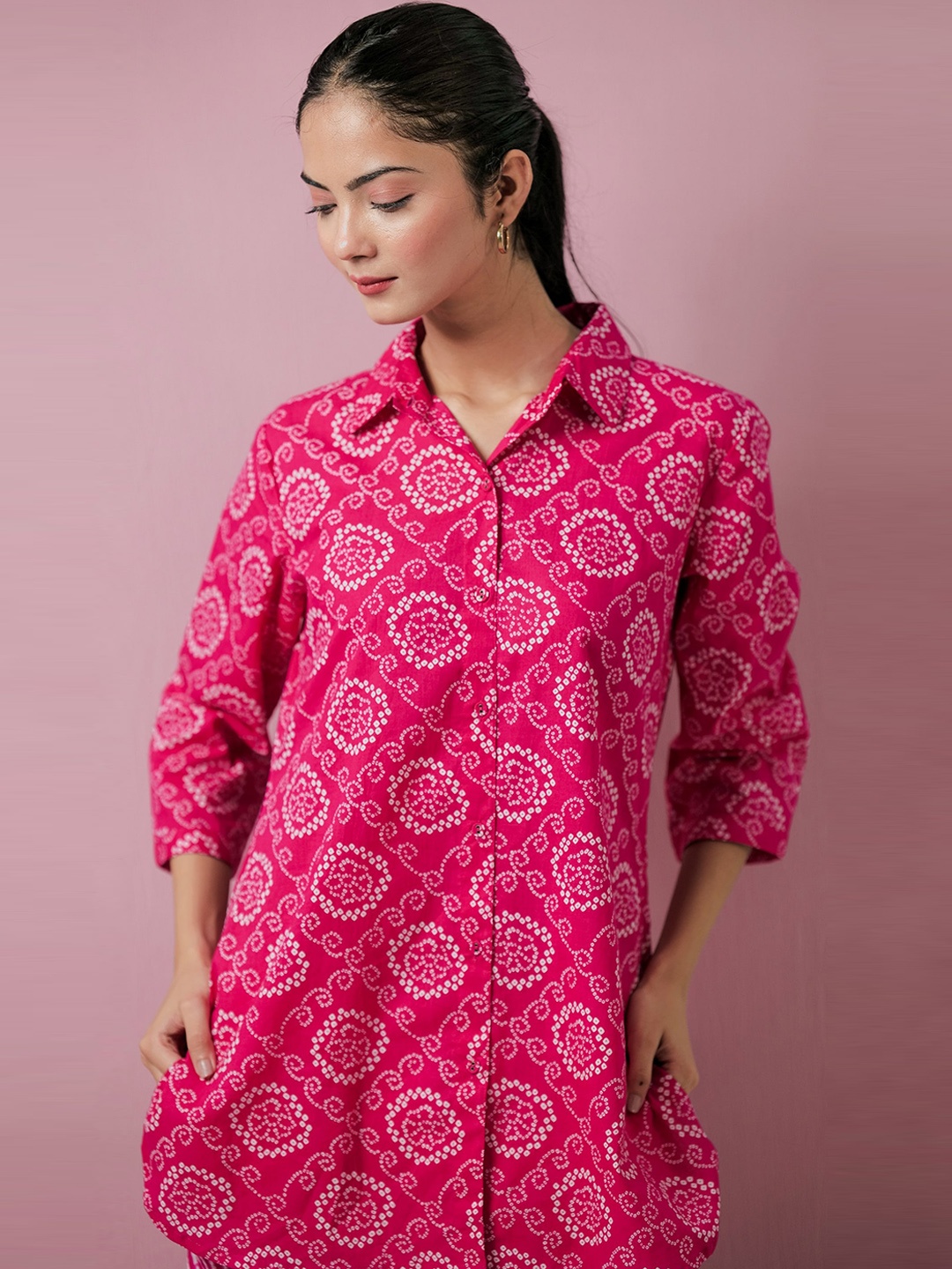 FEATHERS CLOSET Bandhani Printed Shirt Collar Pure Cotton Shirt & Leheriya Pyjamas, Pink
FEATHERS CLOSET Bandhani Printed Shirt Collar Pure Cotton Shirt & Leheriya Pyjamas, Pink