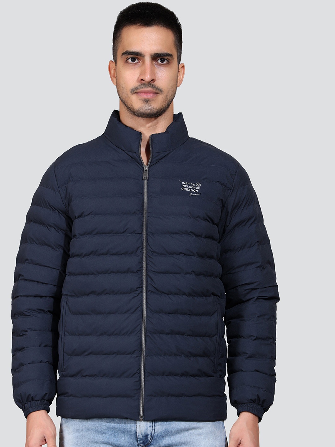YOUNG CLUB CLASSIC Men Navy Blue Camouflage Striped Lightweight Longline Puffer Jacket
YOUNG CLUB CLASSIC Men Navy Blue Camouflage Striped Lightweight Longline Puffer Jacket