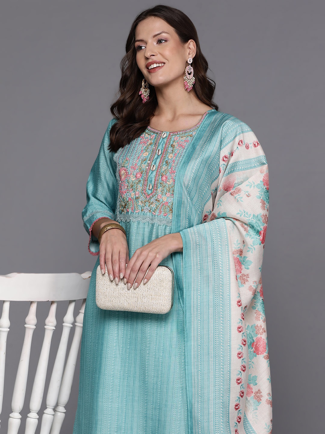 Indo Era Women Floral Embroidered Regular Sequinned Kurta with Trousers & Dupatta, Blue
Indo Era Women Floral Embroidered Regular Sequinned Kurta with Trousers & Dupatta, Blue