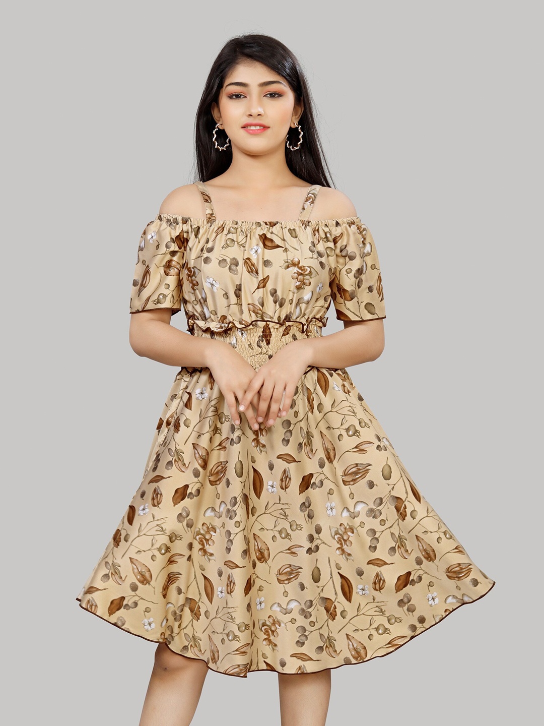 R K MANIYAR Floral Printed Shoulder Strap Cold-Shoulder Casual Fit & Flare Dress, Beige
R K MANIYAR Floral Printed Shoulder Strap Cold-Shoulder Casual Fit & Flare Dress, Beige