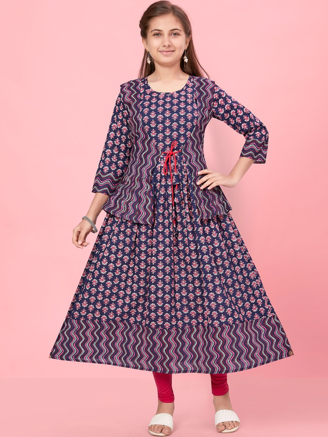 Aarika Girls Floral Printed Regular Pure Cotton Kurta With Leggings & Jacket, Navy blue
Aarika Girls Floral Printed Regular Pure Cotton Kurta With Leggings & Jacket, Navy blue