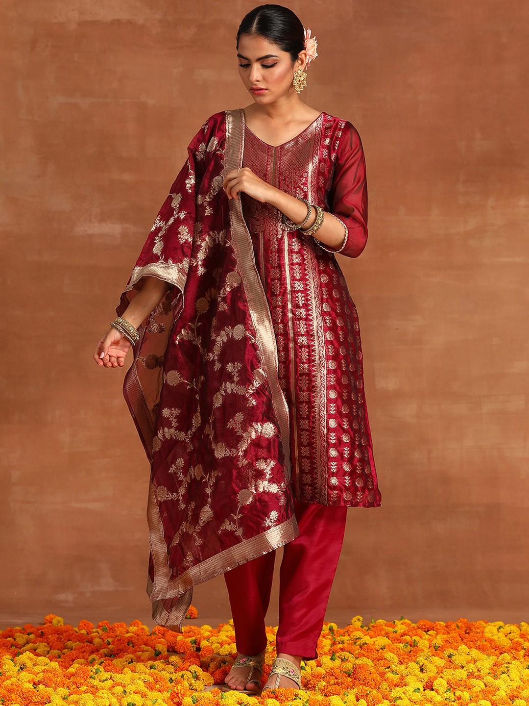 Indo Era Ethnic Motifs Regular Chanderi Silk Kurta With Trousers & Dupatta, Burgundy
Indo Era Ethnic Motifs Regular Chanderi Silk Kurta With Trousers & Dupatta, Burgundy