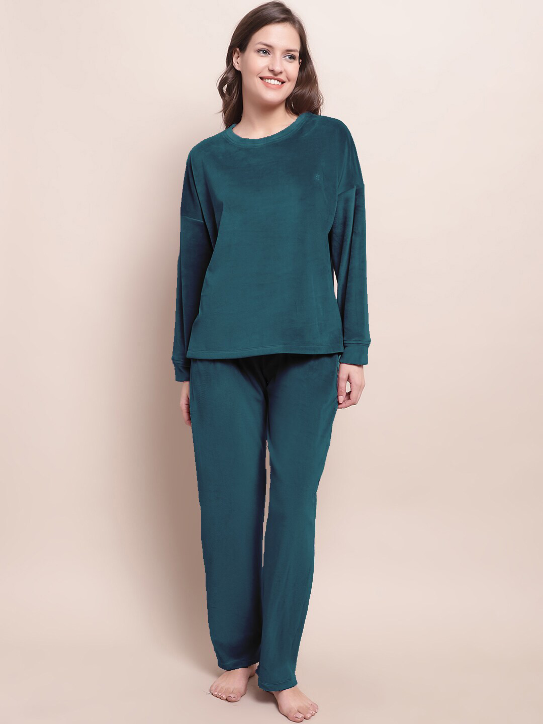 Kanvin Round Neck Long Sleeves Nightsuit, Teal
Kanvin Round Neck Long Sleeves Nightsuit, Teal