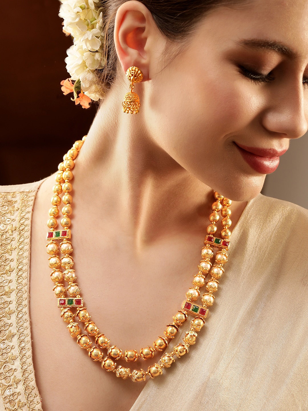 Rubans 22K Gold-Plated Layered Temple Necklace Set with Ruby, Green Kundan & Pearl Beads
Rubans 22K Gold-Plated Layered Temple Necklace Set with Ruby, Green Kundan & Pearl Beads