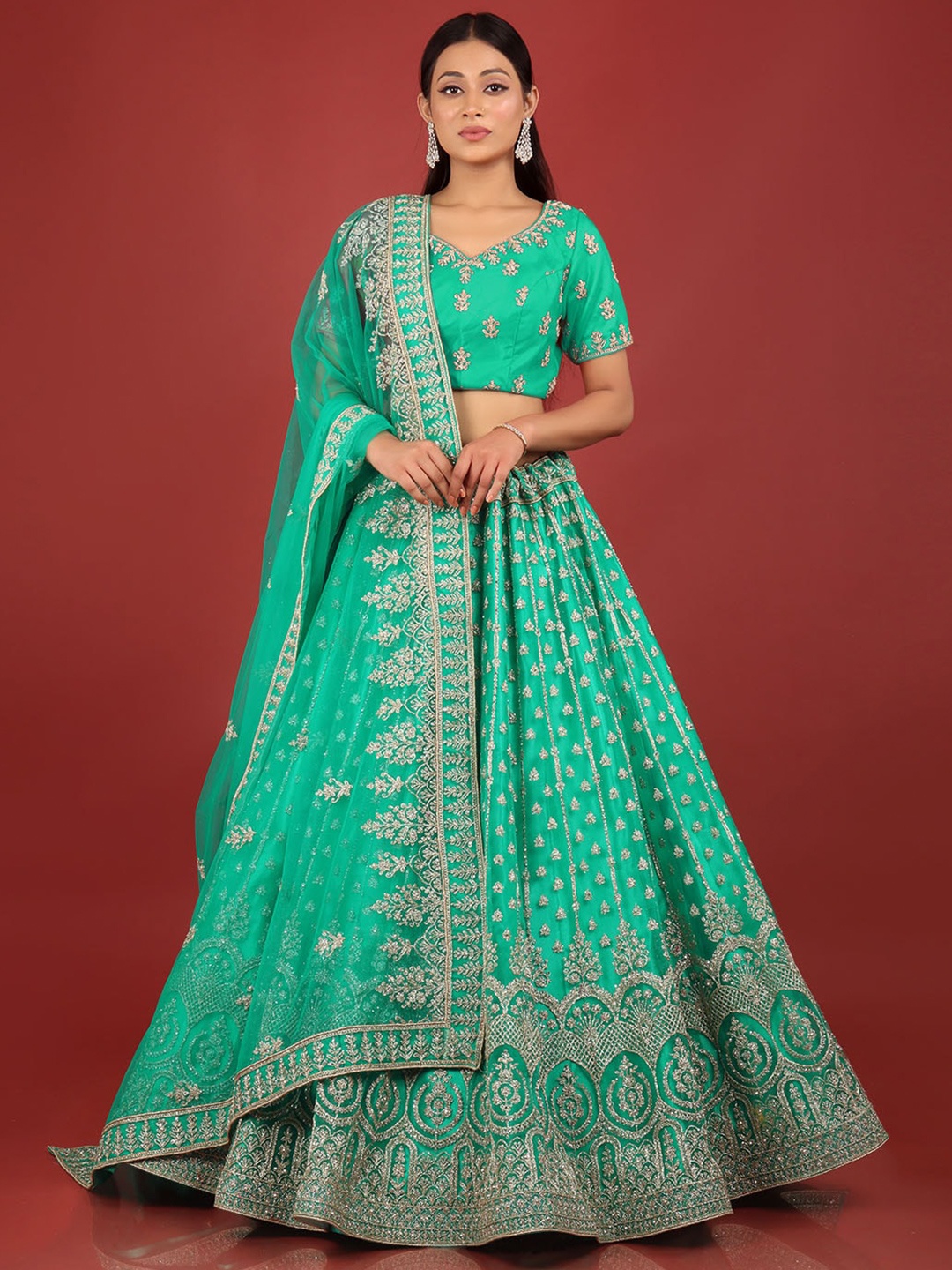 HALFSAREE STUDIO Embroidered Semi-Stitched Lehenga & Unstitched Blouse With Dupatta, Green
HALFSAREE STUDIO Embroidered Semi-Stitched Lehenga & Unstitched Blouse With Dupatta, Green