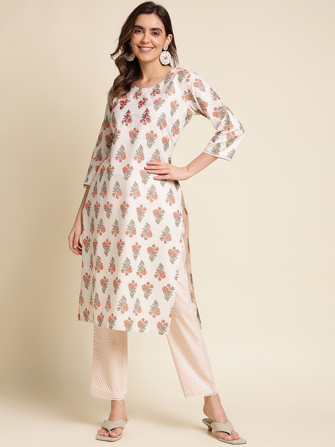 Sangria Off White Floral Printed Thread Work Pure Cotton Straight Kurta With Trouser
Sangria Off White Floral Printed Thread Work Pure Cotton Straight Kurta With Trouser