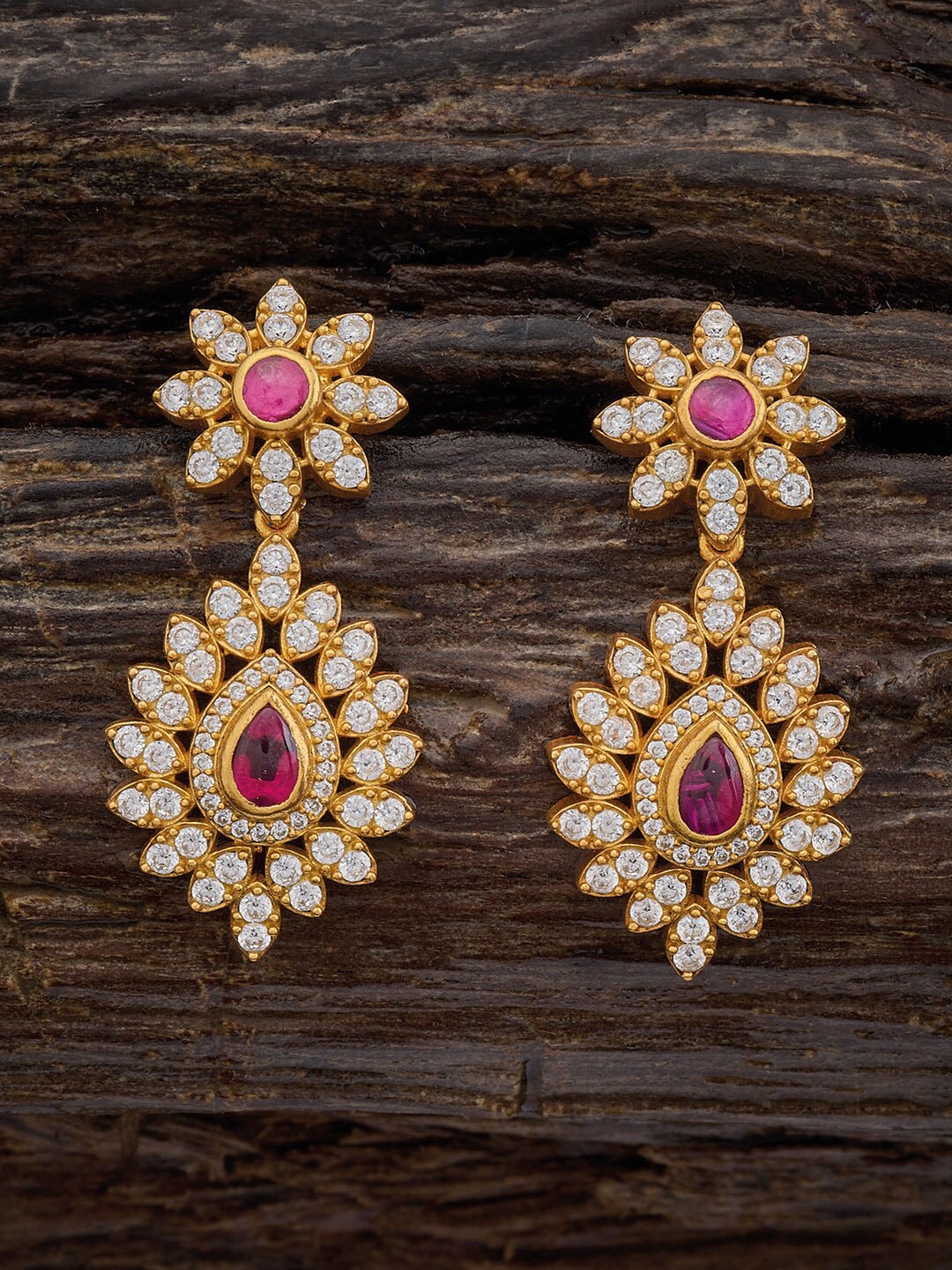 Kushal's Fashion Jewellery Gold-Plated Stoned 92.5 Pure Silver Classic Drop Earrings
Kushal's Fashion Jewellery Gold-Plated Stoned 92.5 Pure Silver Classic Drop Earrings