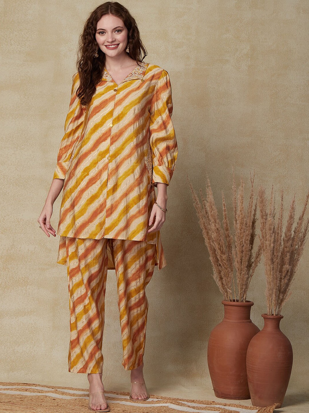 FASHOR Mustard Yellow Leheriya Printed Regular Puffed Sleeves Straight Kurti With Palazzos
FASHOR Mustard Yellow Leheriya Printed Regular Puffed Sleeves Straight Kurti With Palazzos