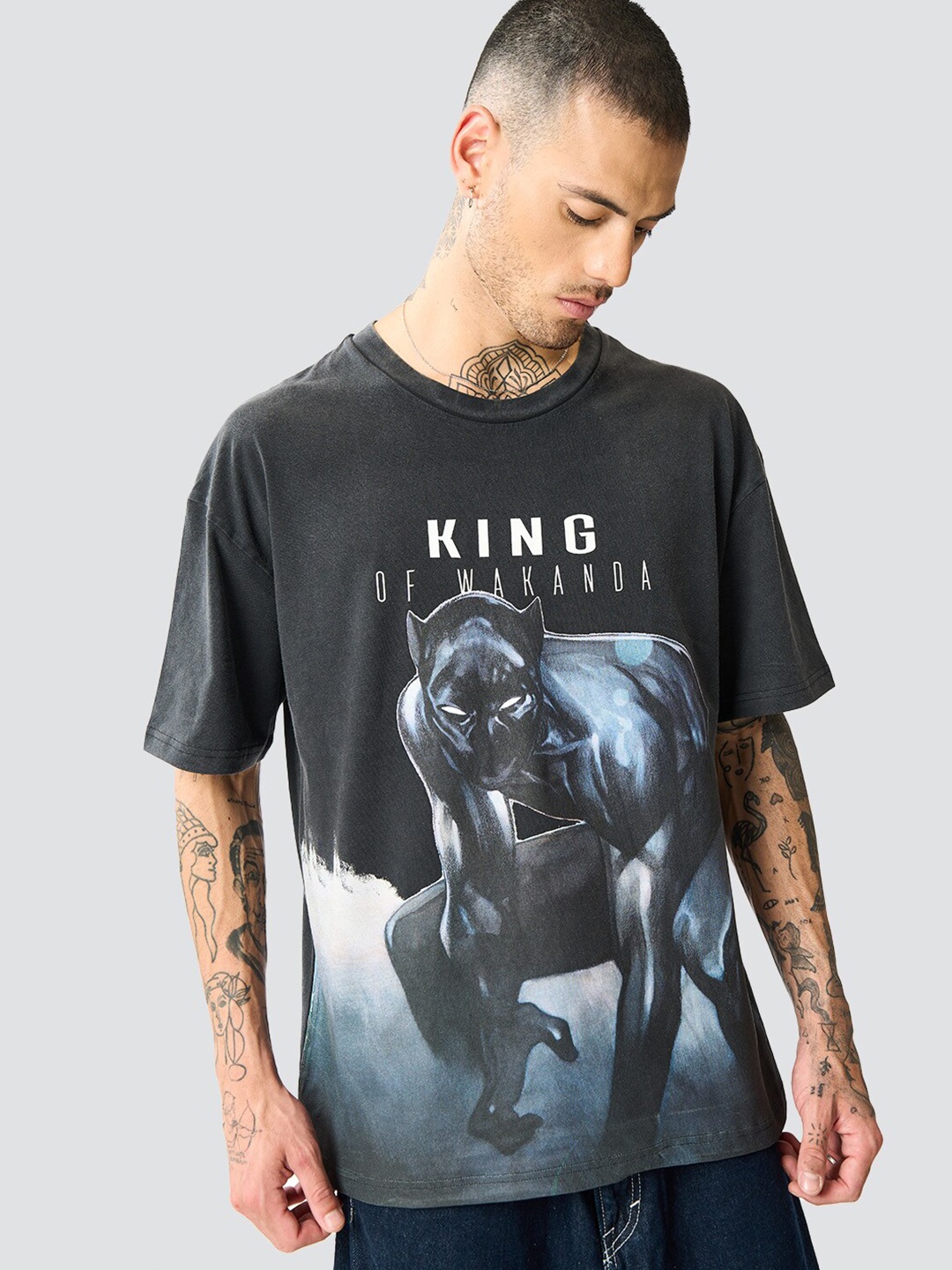 Bonkers Corner Graphic Printed Drop-Shoulder Sleeves Oversized Cotton T-shirt, Black
Bonkers Corner Graphic Printed Drop-Shoulder Sleeves Oversized Cotton T-shirt, Black