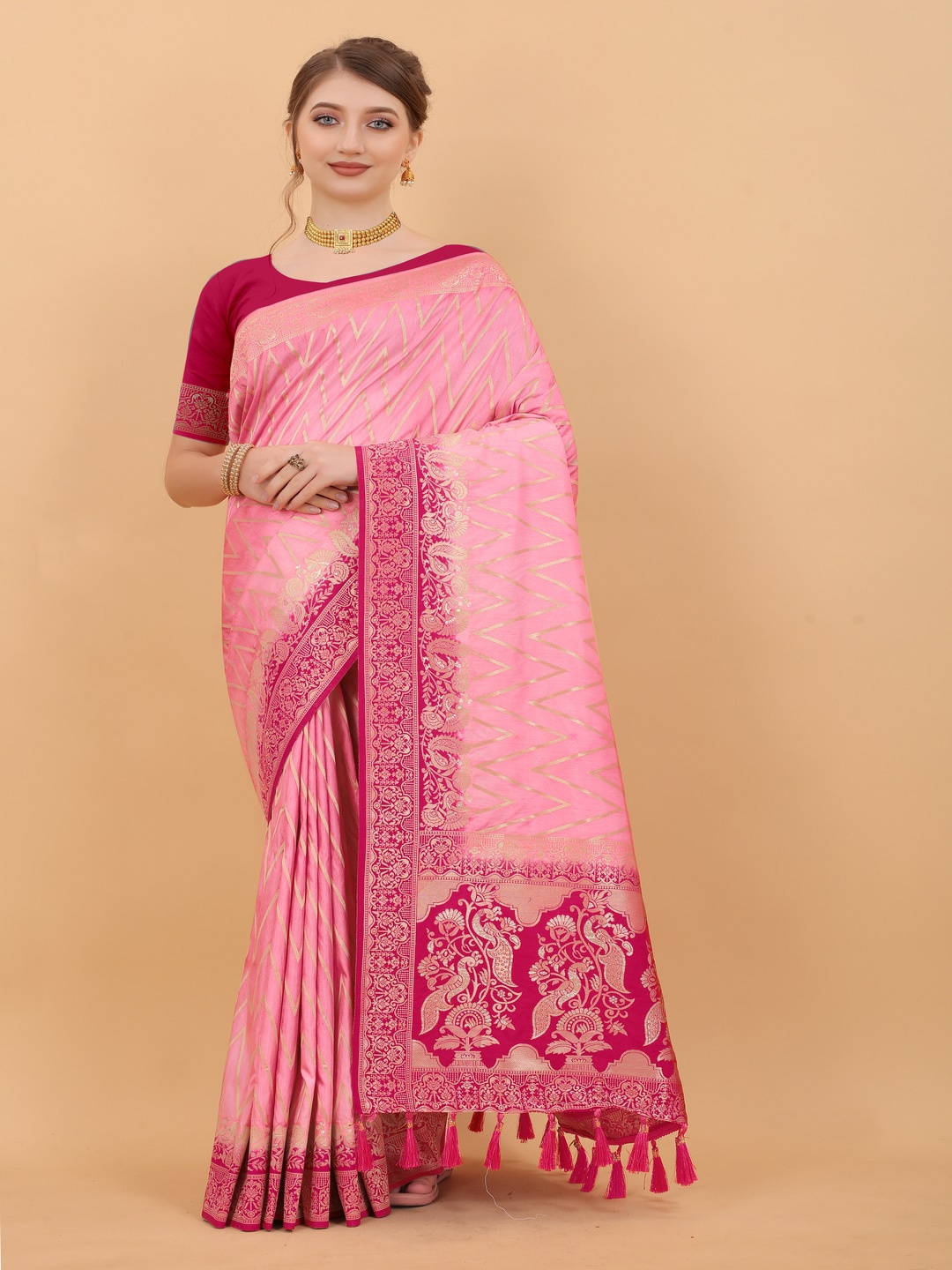 MOKSHA DESIGNS Ethnic Motifs Woven Design Zari Pure Silk Handloom Kanjeevaram Saree, Pink
MOKSHA DESIGNS Ethnic Motifs Woven Design Zari Pure Silk Handloom Kanjeevaram Saree, Pink