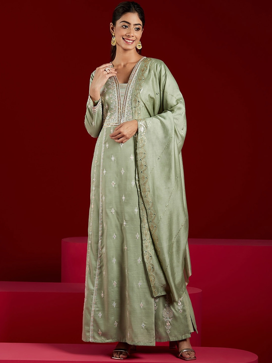 Libas Art Ethnic Embroidered Panelled Sequined Mirror Work Kurta with Trousers & Dupatta, Green
Libas Art Ethnic Embroidered Panelled Sequined Mirror Work Kurta with Trousers & Dupatta, Green