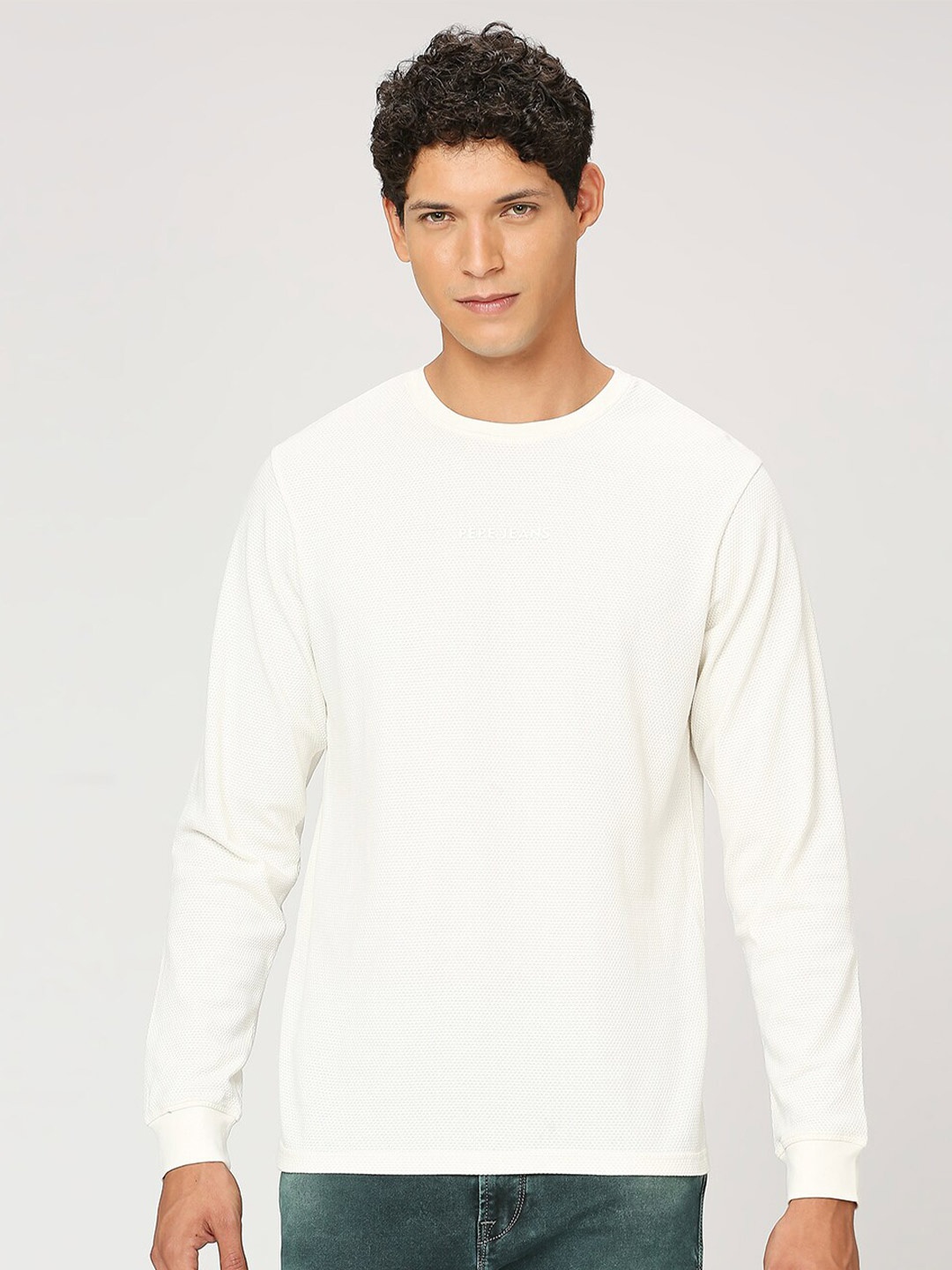 Pepe Jeans Self Design Round Neck Full Sleeves Pure Cotton Slim Fit T-shirt, White
Pepe Jeans Self Design Round Neck Full Sleeves Pure Cotton Slim Fit T-shirt, White