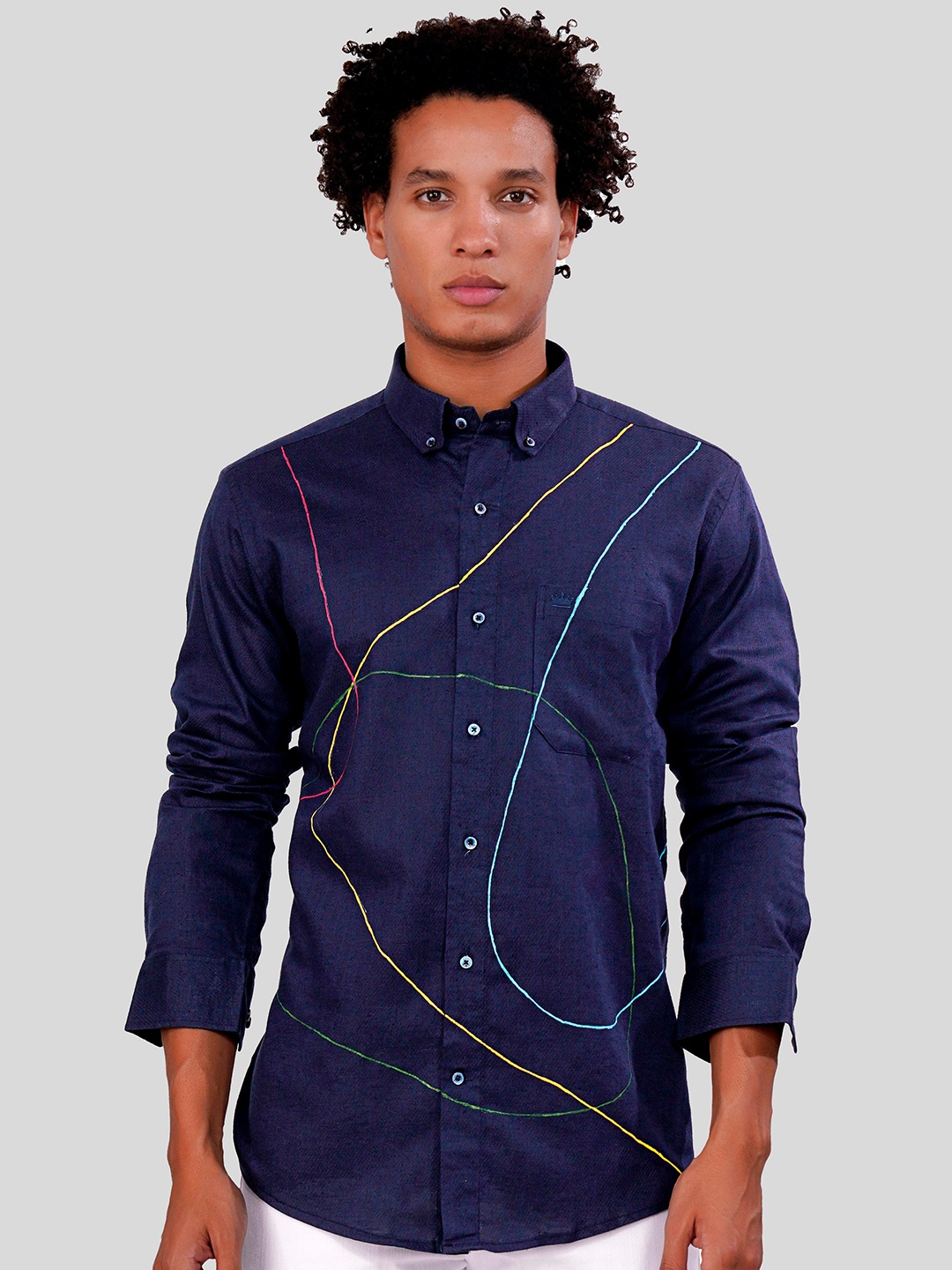FRENCH CROWN Standard Regular Fit Abstract Printed Button Down Collar Casual Shirt, Blue
FRENCH CROWN Standard Regular Fit Abstract Printed Button Down Collar Casual Shirt, Blue