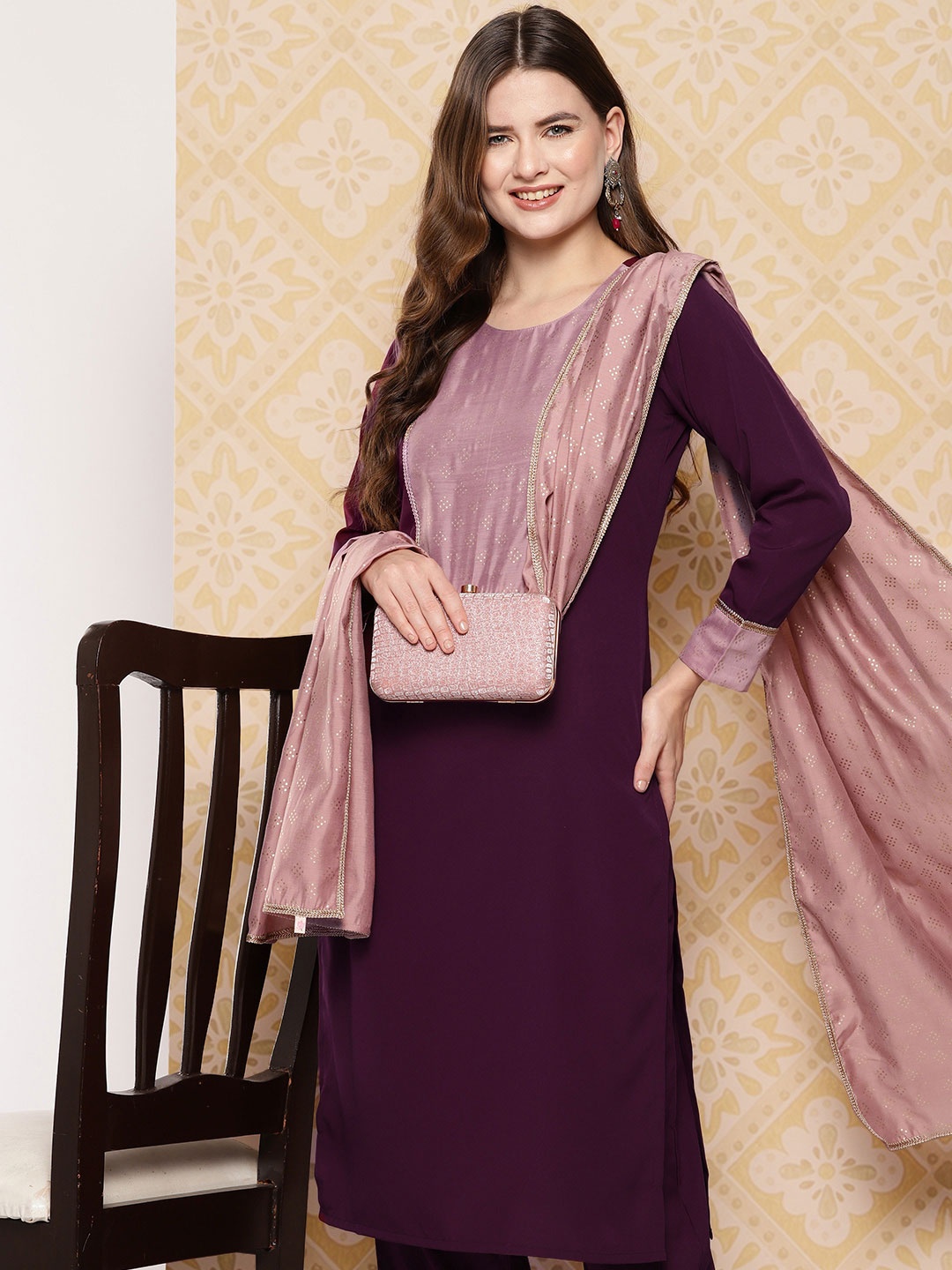 Ahalyaa Women Ethnic Motifs Yoke Design Regular Kurta with Trousers & With Dupatta, Burgundy
Ahalyaa Women Ethnic Motifs Yoke Design Regular Kurta with Trousers & With Dupatta, Burgundy