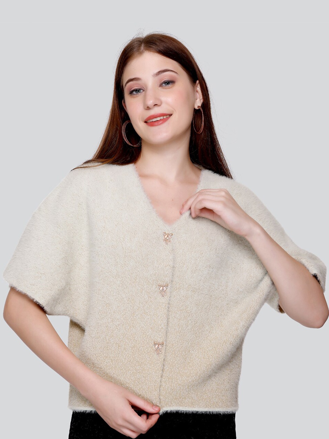 Elthia Self Design V-Neck Drop Shoulder Sleeves Woollen Velvet Kaftan Crop Top, Beige
Elthia Self Design V-Neck Drop Shoulder Sleeves Woollen Velvet Kaftan Crop Top, Beige