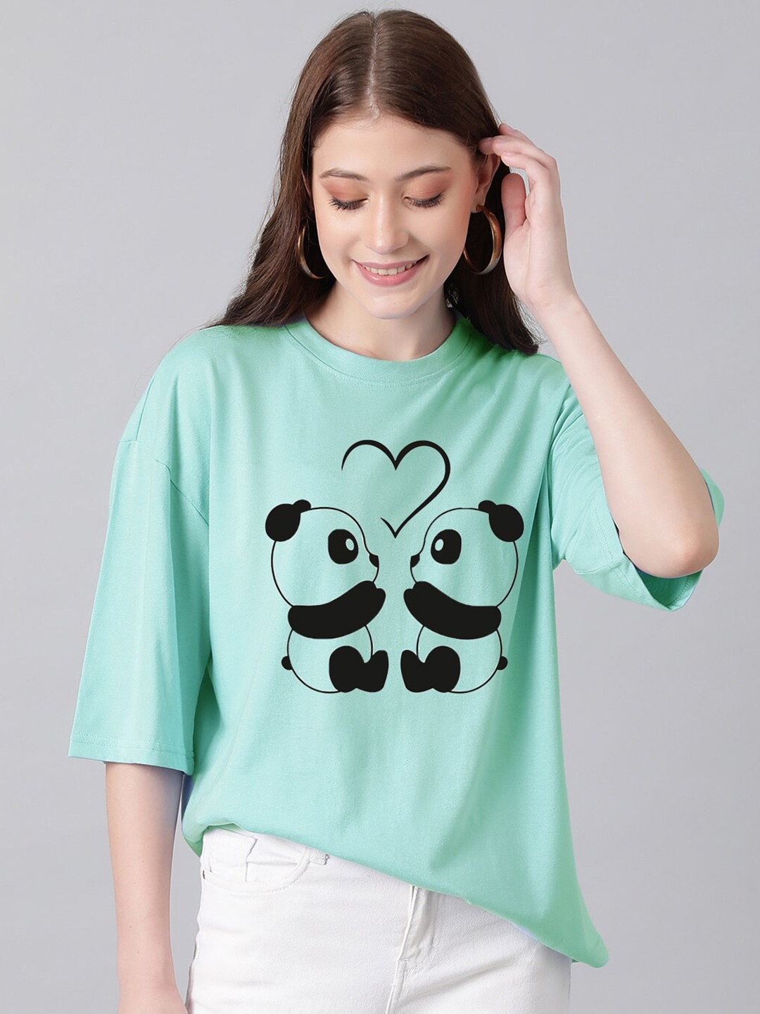 Kotty Graphic Printed Round Neck Drop-Shoulder Sleeves Oversized Fit Cotton T-Shirt, Green
Kotty Graphic Printed Round Neck Drop-Shoulder Sleeves Oversized Fit Cotton T-Shirt, Green