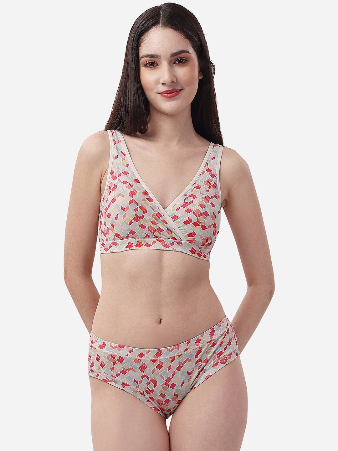 Soie Printed Seamless Non Padded Full Coverage Lingerie Set RL-SET BB-05-BP-05P-1, Red
Soie Printed Seamless Non Padded Full Coverage Lingerie Set RL-SET BB-05-BP-05P-1, Red