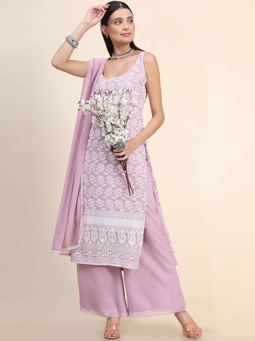 BLACK SCISSOR Ethnic Motifs Embroidered Thread Work Straight Kurta & Palazzos With Dupatta, Pink
BLACK SCISSOR Ethnic Motifs Embroidered Thread Work Straight Kurta & Palazzos With Dupatta, Pink