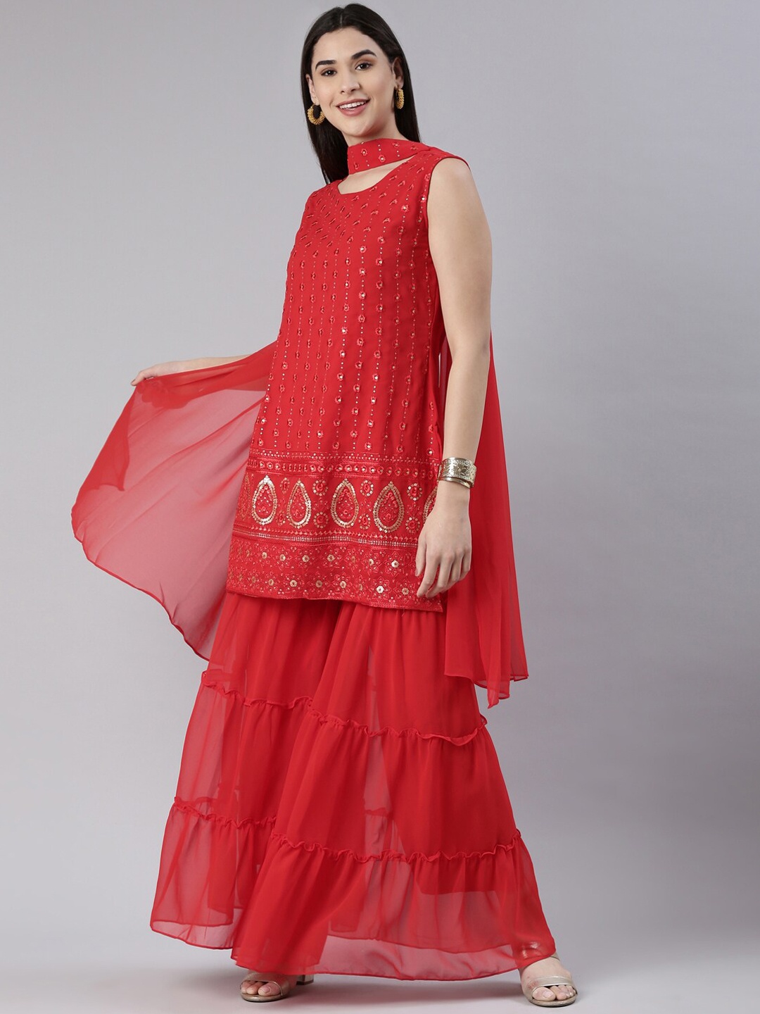 BLACK SCISSOR Ethnic Motifs Embroidered Sequinned Georgette Kurta With Sharara & Dupatta, Red
BLACK SCISSOR Ethnic Motifs Embroidered Sequinned Georgette Kurta With Sharara & Dupatta, Red
