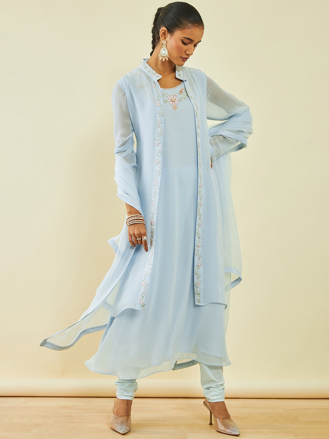Soch Ethnic Motifs Embroidered Round Neck A-Line Kurta With Churidar & Dupatta & Jacket, Blue
Soch Ethnic Motifs Embroidered Round Neck A-Line Kurta With Churidar & Dupatta & Jacket, Blue