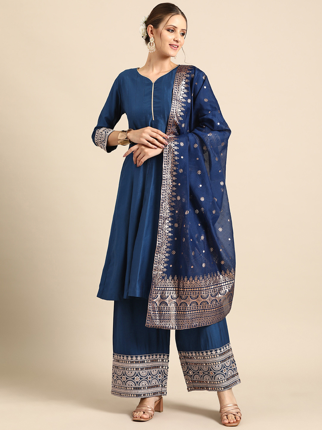 Anouk Women Ethnic Motifs Embroidered Sequinned Kurta with Palazzos & With Dupatta, Blue
Anouk Women Ethnic Motifs Embroidered Sequinned Kurta with Palazzos & With Dupatta, Blue