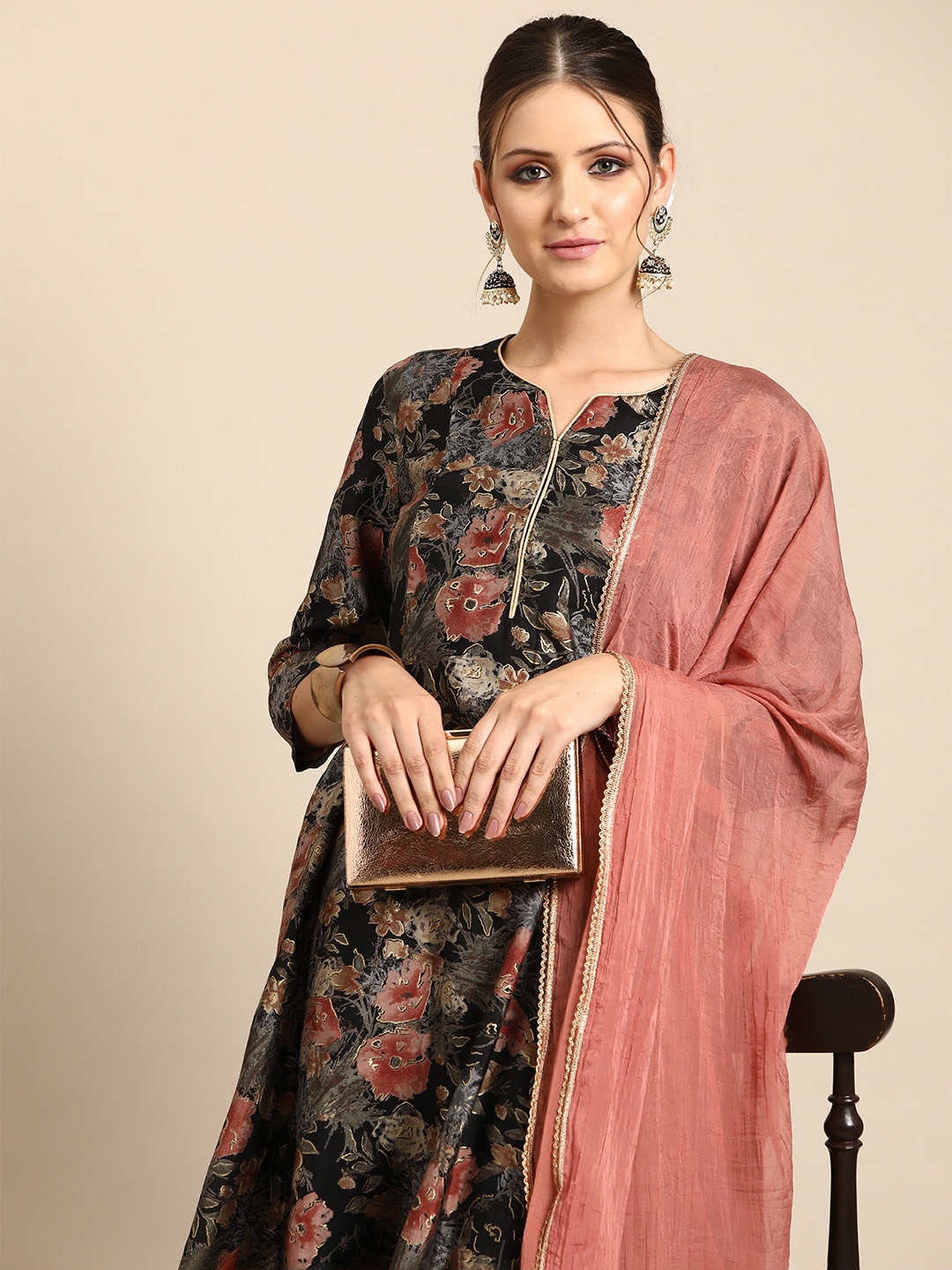 Anouk Women Floral Printed Empire Chanderi Silk Kurta with Churidar & With Dupatta, Black
Anouk Women Floral Printed Empire Chanderi Silk Kurta with Churidar & With Dupatta, Black