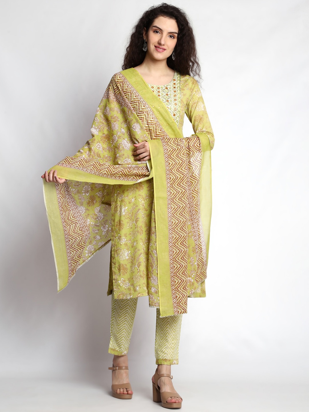 JC4U Floral Printed Regular Mirror Work Pure Cotton Kurta & Trousers With Dupatta, Green
JC4U Floral Printed Regular Mirror Work Pure Cotton Kurta & Trousers With Dupatta, Green