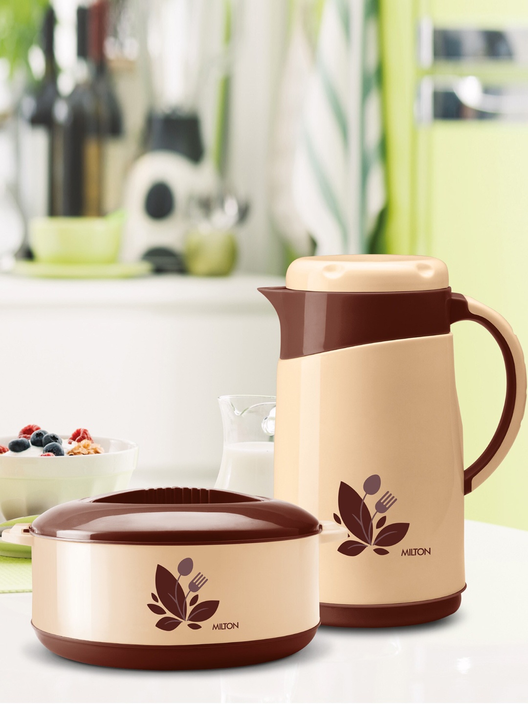 Milton Brown Collectible Set New Orchid 1500 Casserole 1260 ml Viva Tuff 1000 Flask 1L
Milton Brown Collectible Set New Orchid 1500 Casserole 1260 ml Viva Tuff 1000 Flask 1L