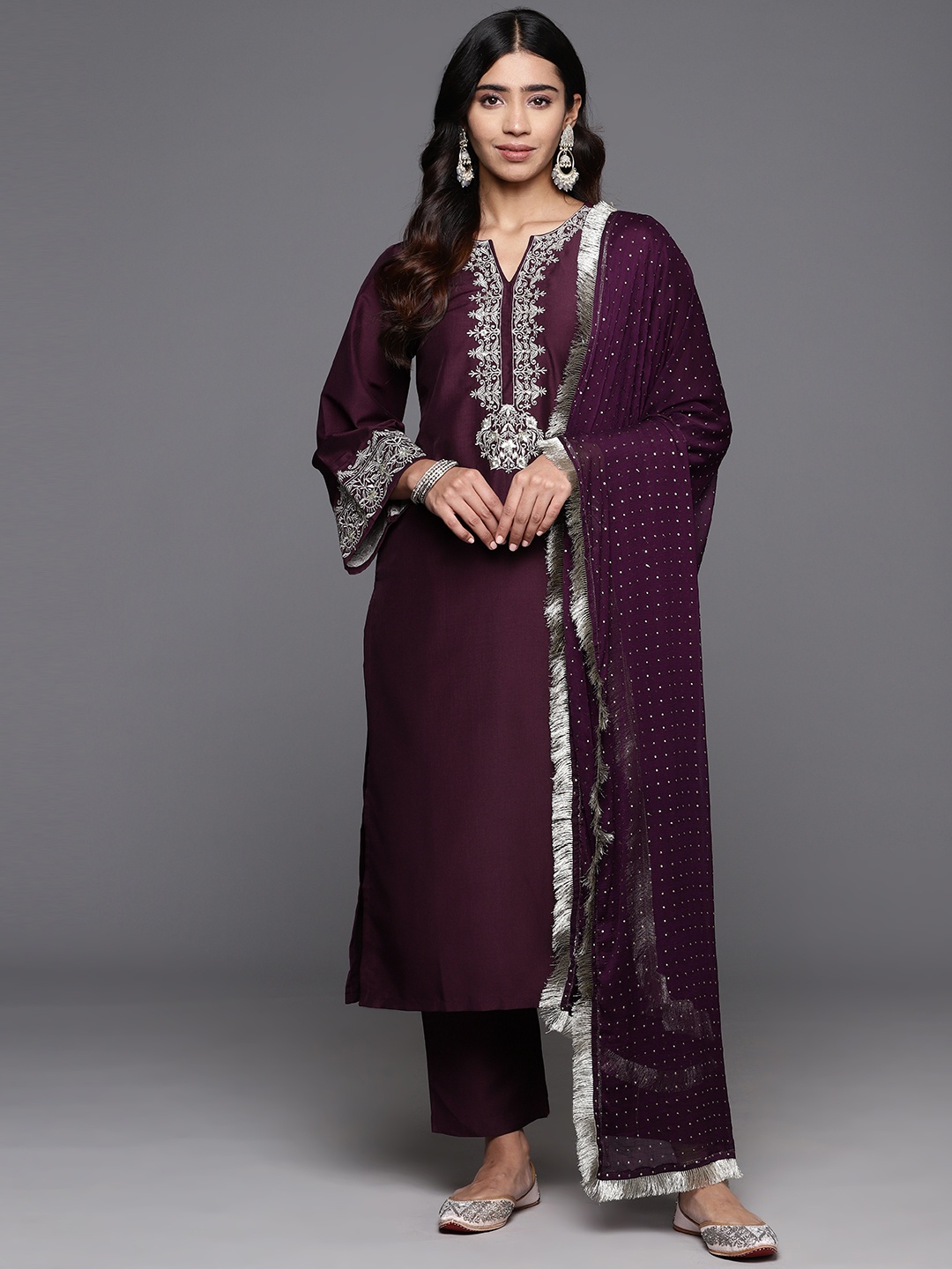 Varanga Ethnic Motifs Zari Embroidered Regular Kurta with Trousers & Dupatta, Burgundy
Varanga Ethnic Motifs Zari Embroidered Regular Kurta with Trousers & Dupatta, Burgundy