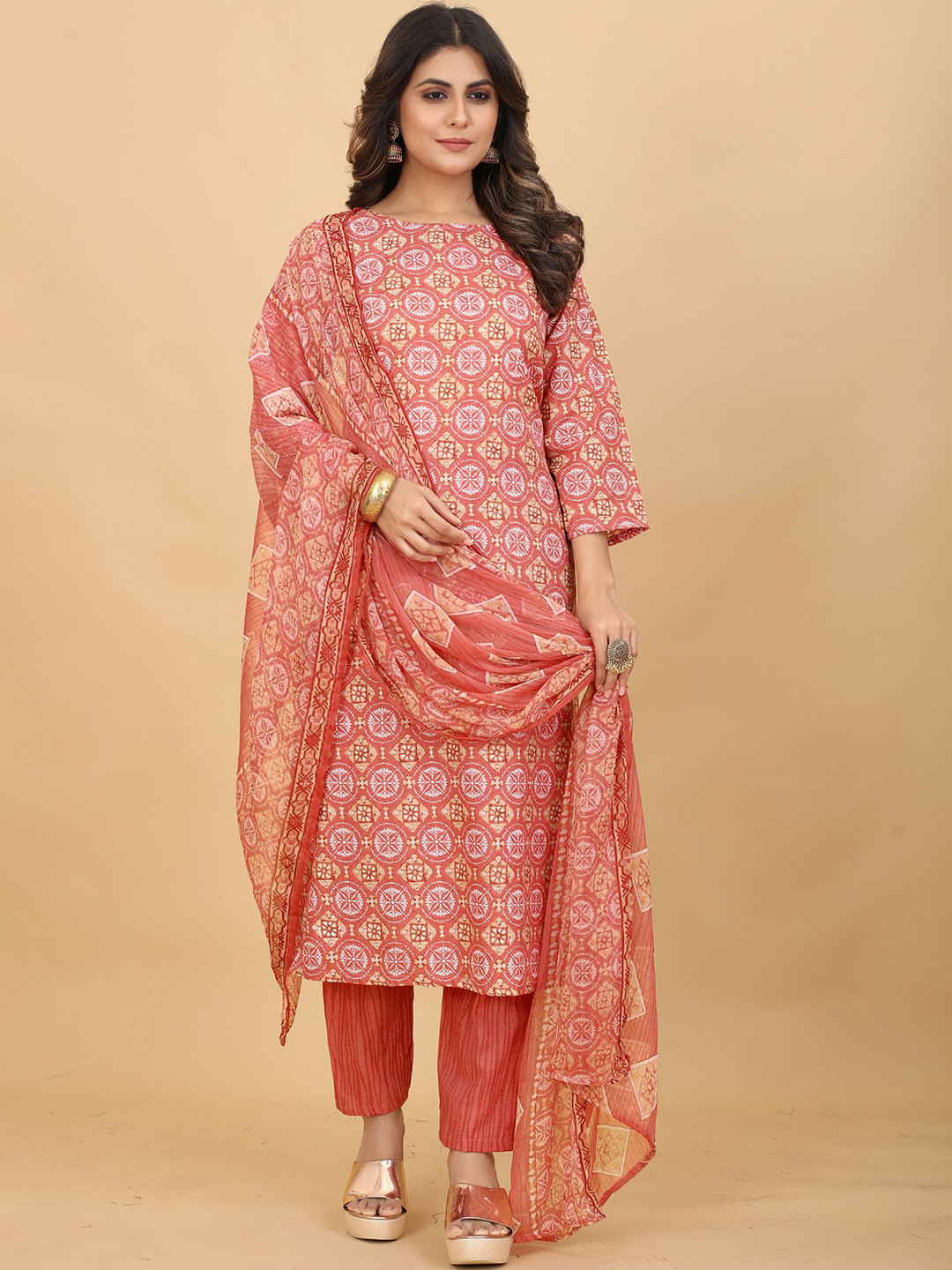 PREMROOP- THE STYLE YOU LOVE Floral Printed Round Neck Straight Kurta Set With Dupatta, Pink
PREMROOP- THE STYLE YOU LOVE Floral Printed Round Neck Straight Kurta Set With Dupatta, Pink