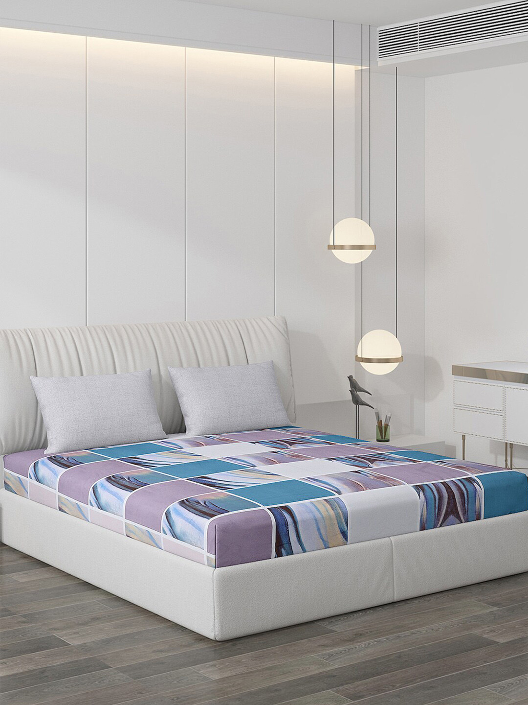 Monte Carlo Purple & White Geometric 130 TC King Bedsheet with 2 Pillow Covers
Monte Carlo Purple & White Geometric 130 TC King Bedsheet with 2 Pillow Covers