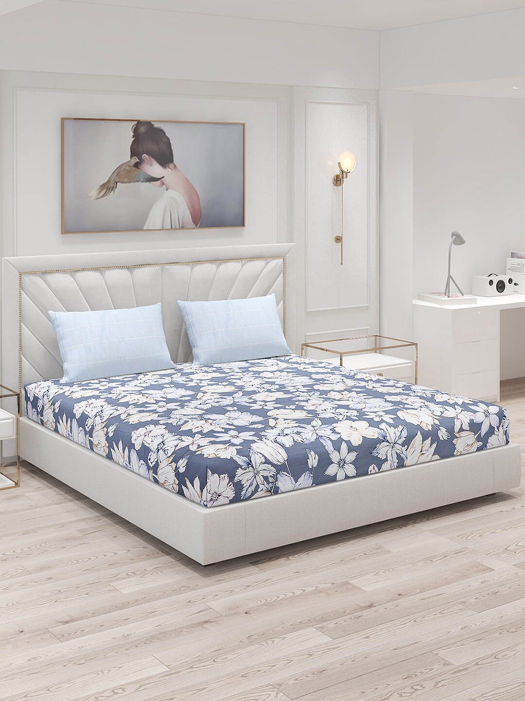 Monte Carlo Antique Blue & White Floral Cotton 210 TC King Bedsheet with 2 Pillow Covers
Monte Carlo Antique Blue & White Floral Cotton 210 TC King Bedsheet with 2 Pillow Covers