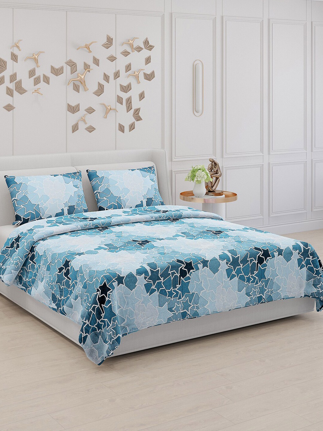 Monte Carlo Eternal Blue & Black Geometric 130 TC King Bedsheet with 2 Pillow Covers
Monte Carlo Eternal Blue & Black Geometric 130 TC King Bedsheet with 2 Pillow Covers