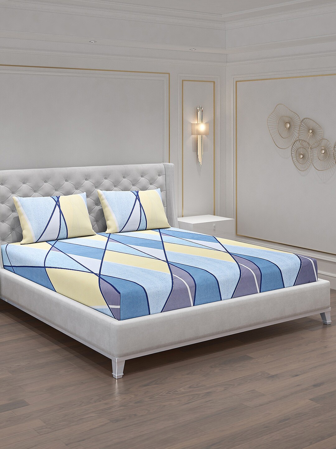 Monte Carlo Blue & White Geometric Printed 120 TC King Bedsheet with 2 Pillow Covers
Monte Carlo Blue & White Geometric Printed 120 TC King Bedsheet with 2 Pillow Covers