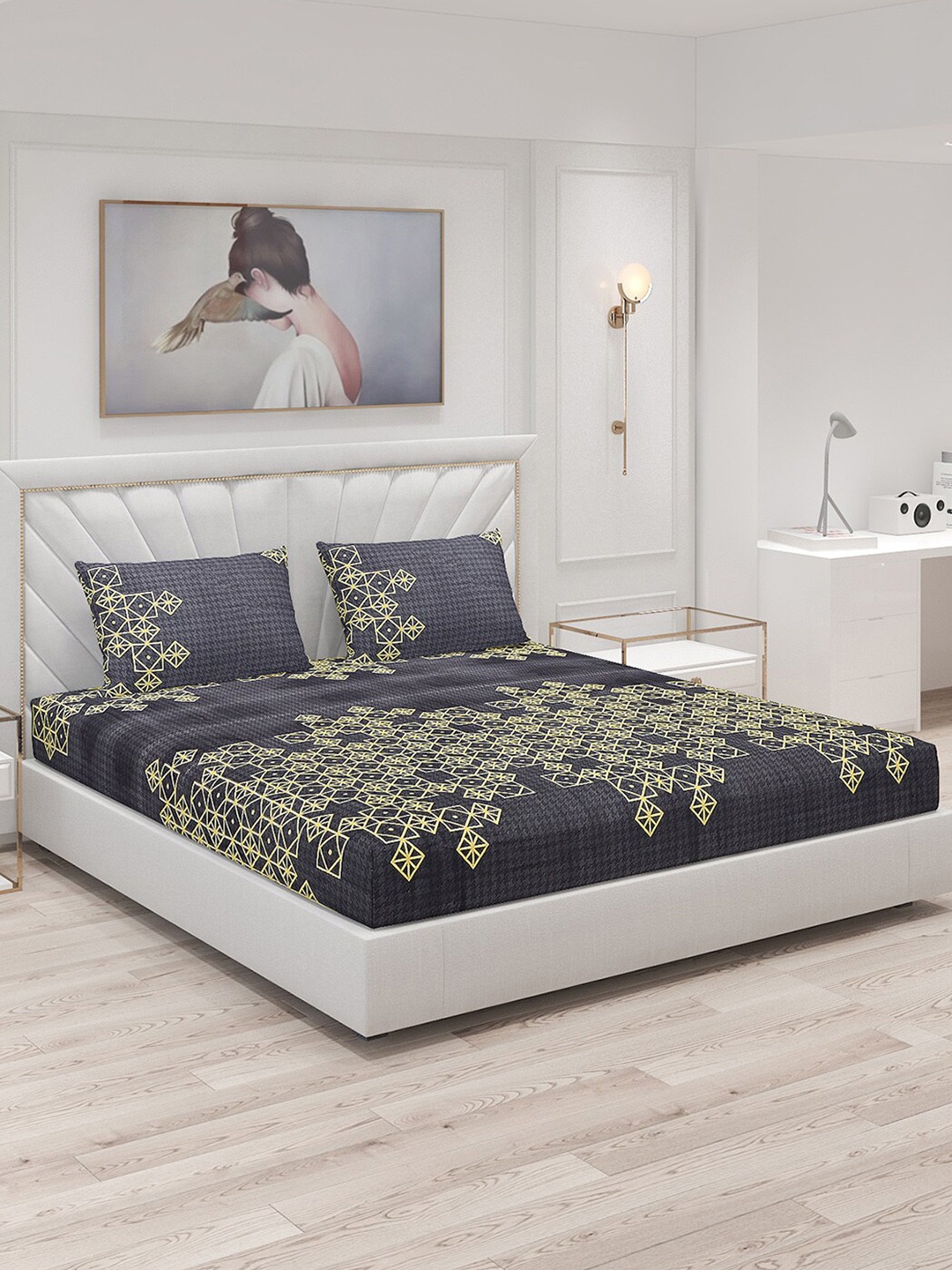 Monte Carlo Grey & Yellow Geometric Printed 120 TC King Bedsheet with 2 Pillow Covers
Monte Carlo Grey & Yellow Geometric Printed 120 TC King Bedsheet with 2 Pillow Covers