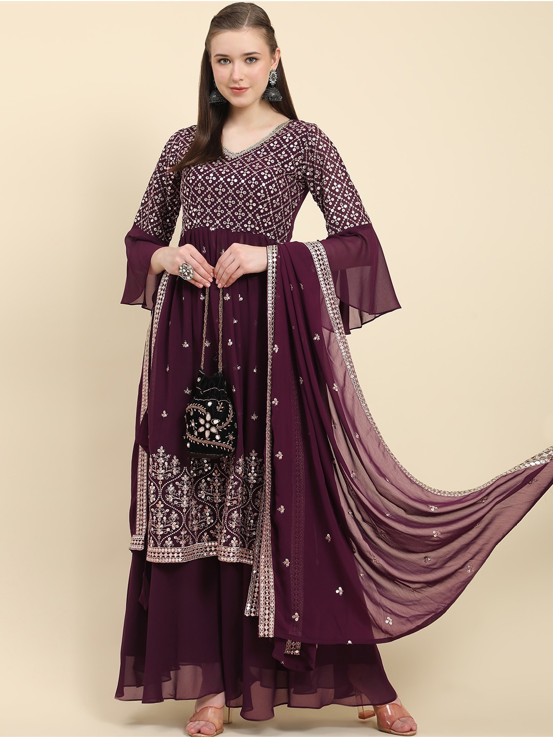 BLACK SCISSOR Ethnic Motifs Embroidered Sequinned Kurta with Palazzos & Dupatta, Purple
BLACK SCISSOR Ethnic Motifs Embroidered Sequinned Kurta with Palazzos & Dupatta, Purple