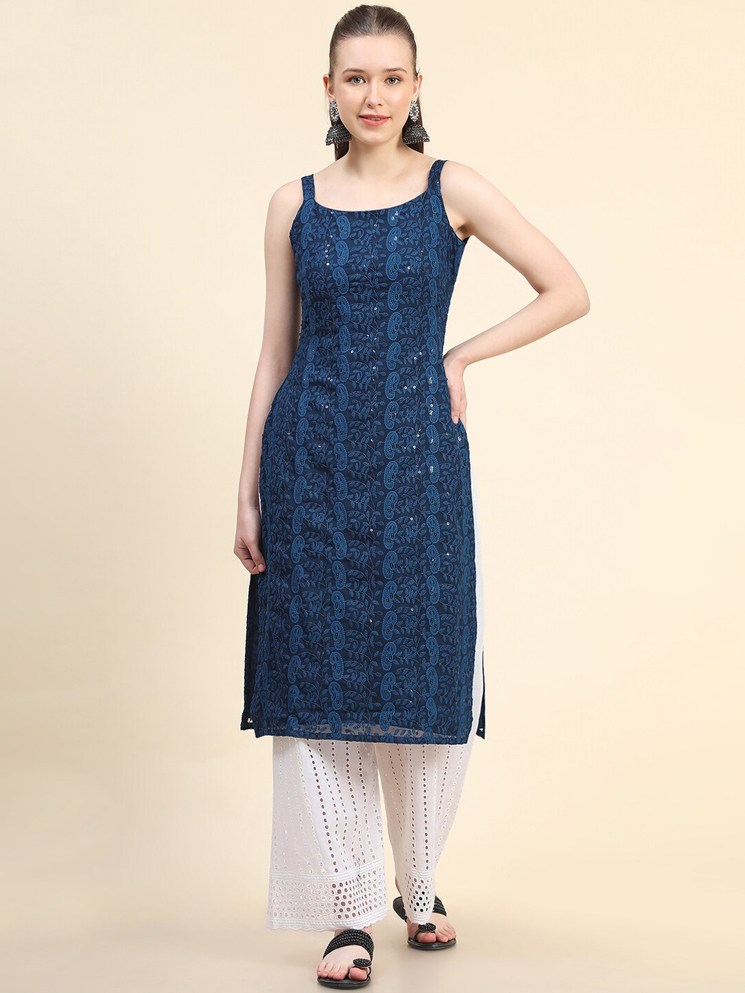 BLACK SCISSOR Paisley Embroidered Sequinned Chikankari Georgette Straight Kurta, Blue
BLACK SCISSOR Paisley Embroidered Sequinned Chikankari Georgette Straight Kurta, Blue