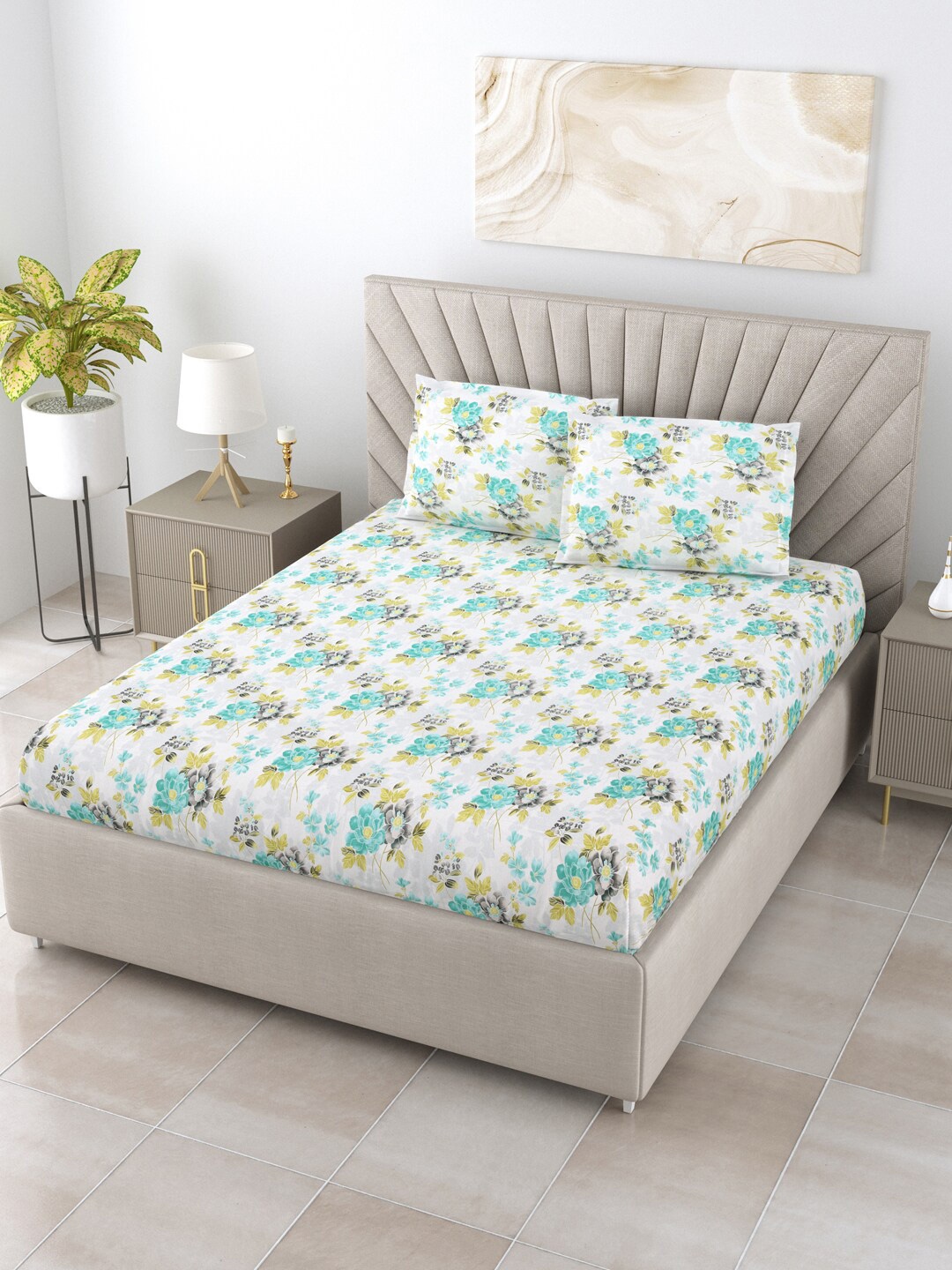 BOMBAY DYEING Florentine Green Floral Cotton 144 TC King Bedsheet & 2 Pillow Covers
BOMBAY DYEING Florentine Green Floral Cotton 144 TC King Bedsheet & 2 Pillow Covers