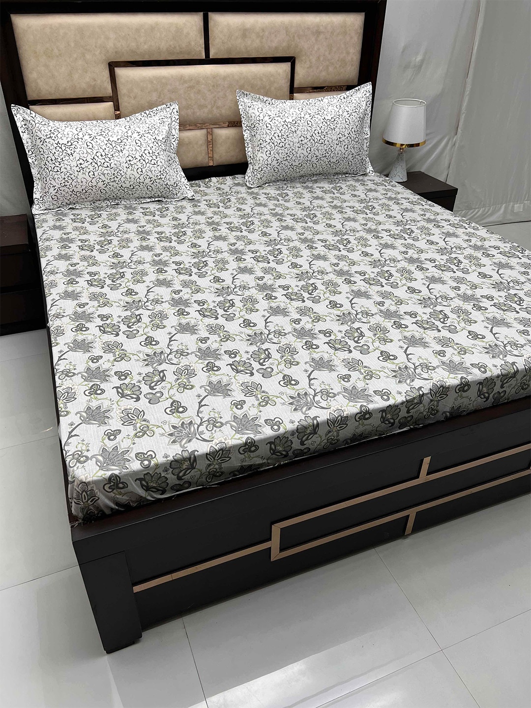 Pure Decor Sapphire Grey & White Floral Cotton 330 TC King Bedsheet With 2 Pillow Covers
Pure Decor Sapphire Grey & White Floral Cotton 330 TC King Bedsheet With 2 Pillow Covers