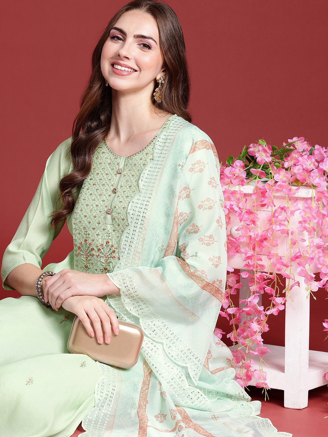 Anouk Women Floral Embroidered Regular Sequinned Kurta with Trousers & With Dupatta, Sea green
Anouk Women Floral Embroidered Regular Sequinned Kurta with Trousers & With Dupatta, Sea green