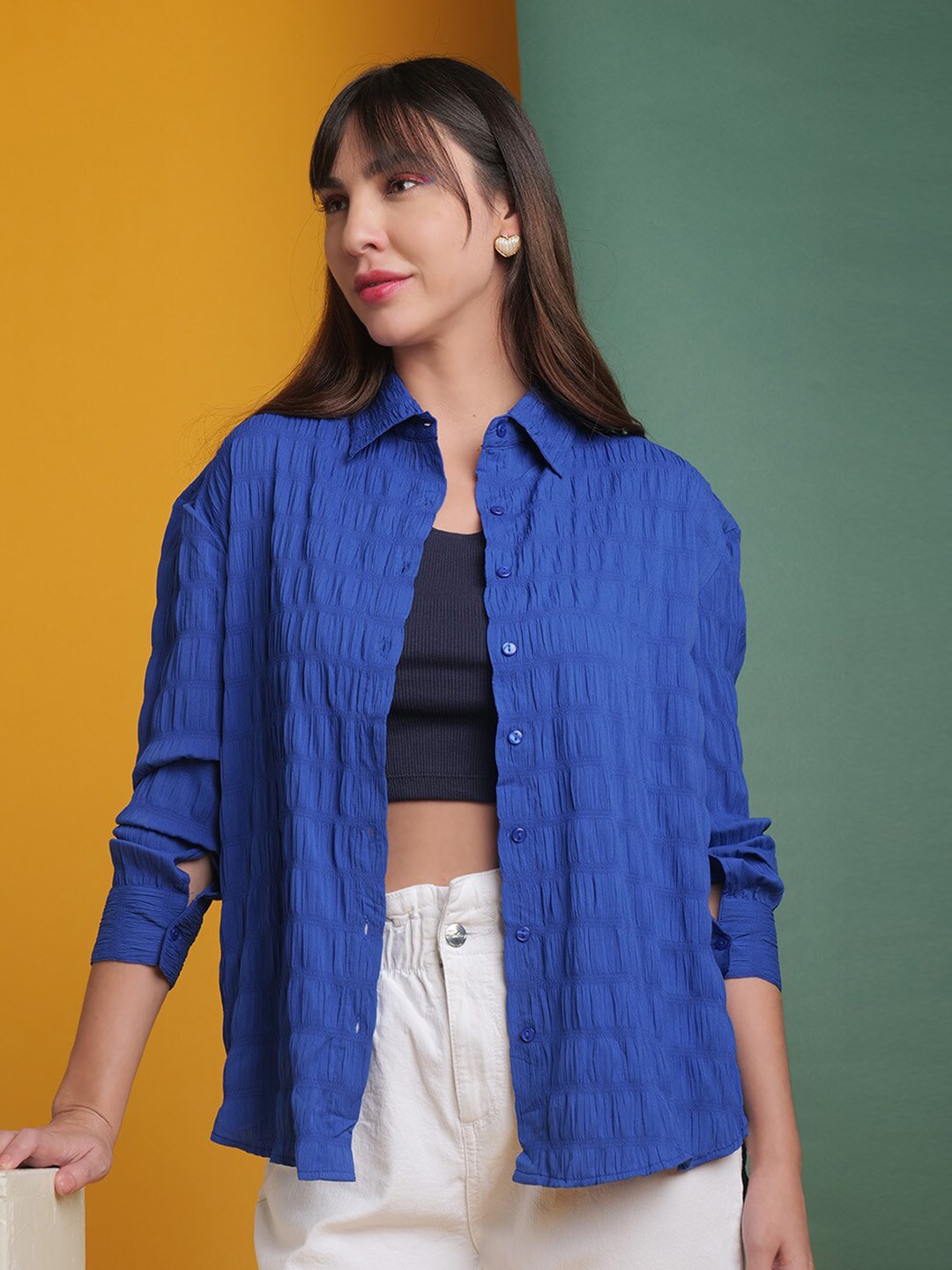 Freehand by The Indian Garage Co Oversized Self Design Spread Collar Casual Shirt, Blue
Freehand by The Indian Garage Co Oversized Self Design Spread Collar Casual Shirt, Blue