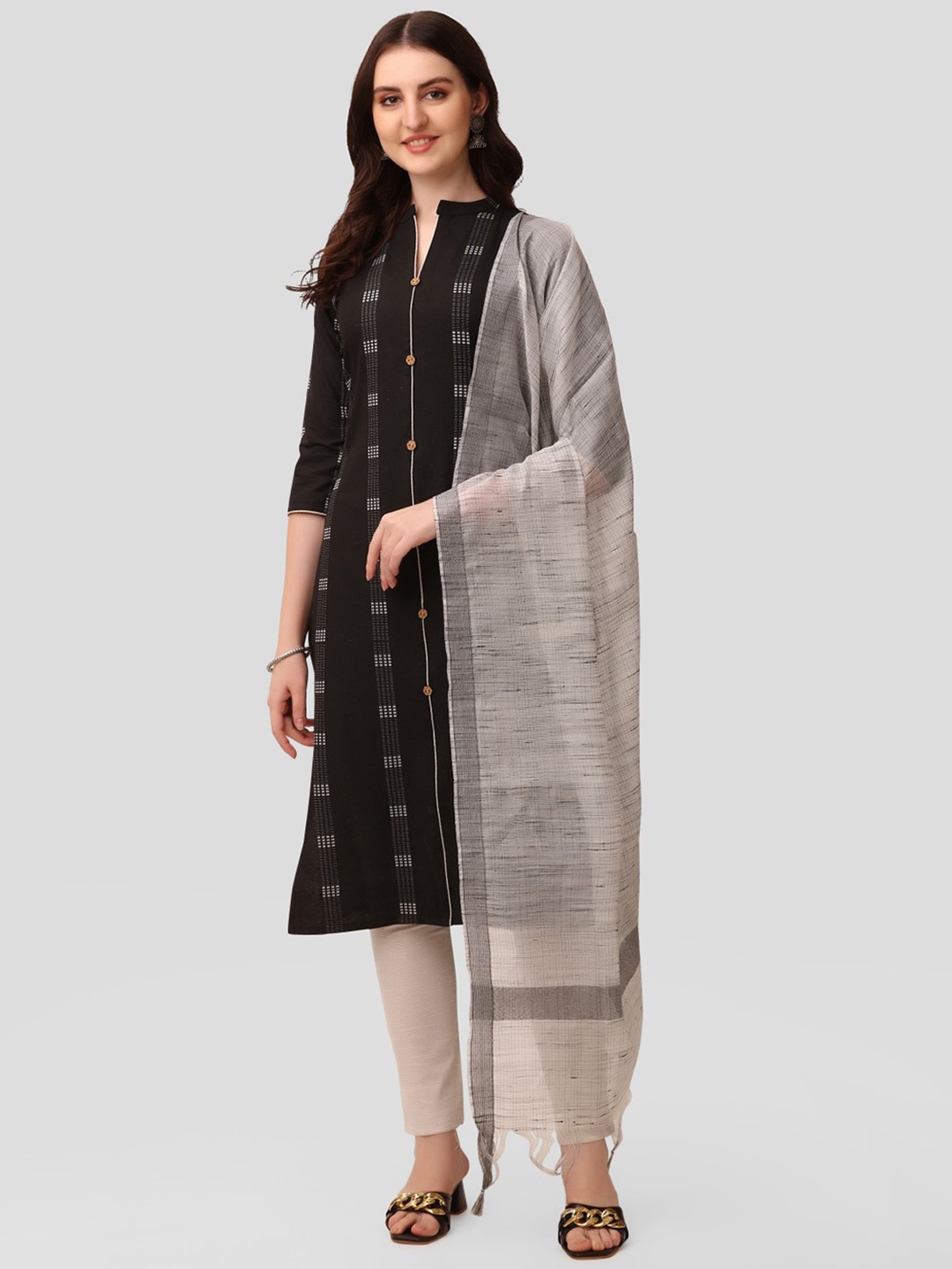 Anouk Geometric Woven Design Regular Pure Cotton Kurta With Trousers & Dupatta, Black
Anouk Geometric Woven Design Regular Pure Cotton Kurta With Trousers & Dupatta, Black