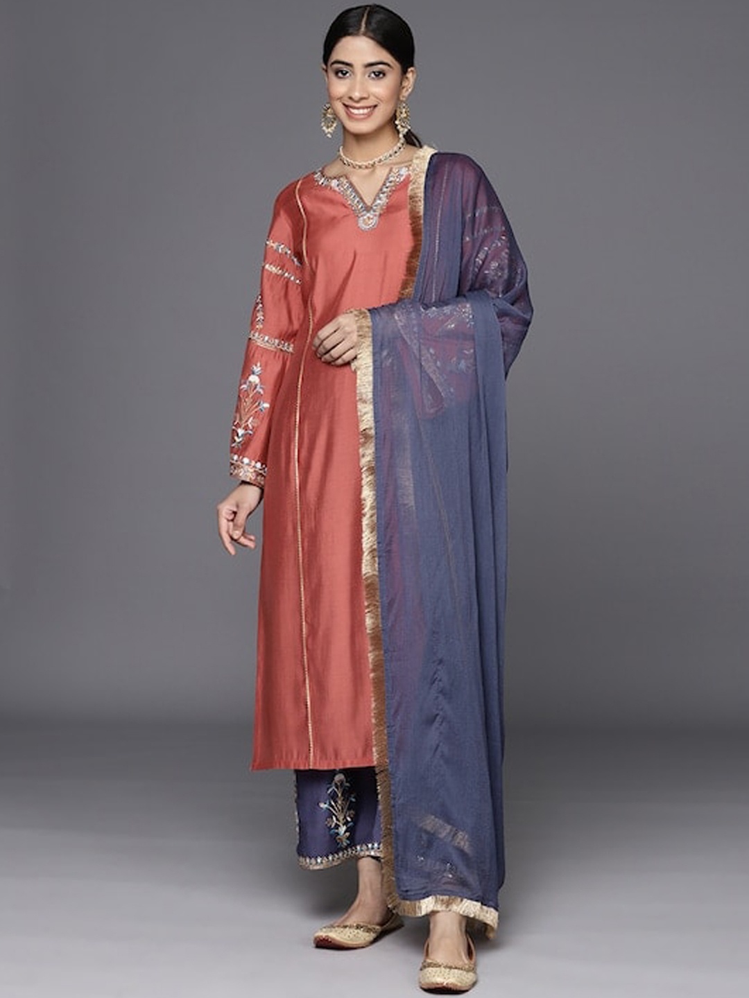 Varanga Rust Yoke Design Ethnic Motifs Thread Work Straight Kurta & Trousers With Dupatta
Varanga Rust Yoke Design Ethnic Motifs Thread Work Straight Kurta & Trousers With Dupatta