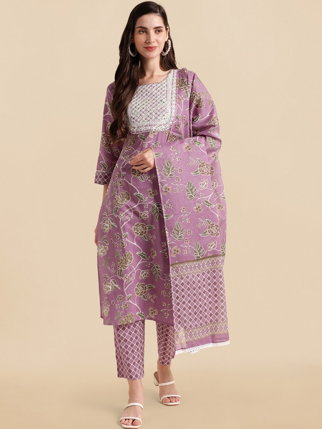 KALINI Purple Floral Printed Thread Work Pure Cotton Kurta with Trousers & Dupatta
KALINI Purple Floral Printed Thread Work Pure Cotton Kurta with Trousers & Dupatta