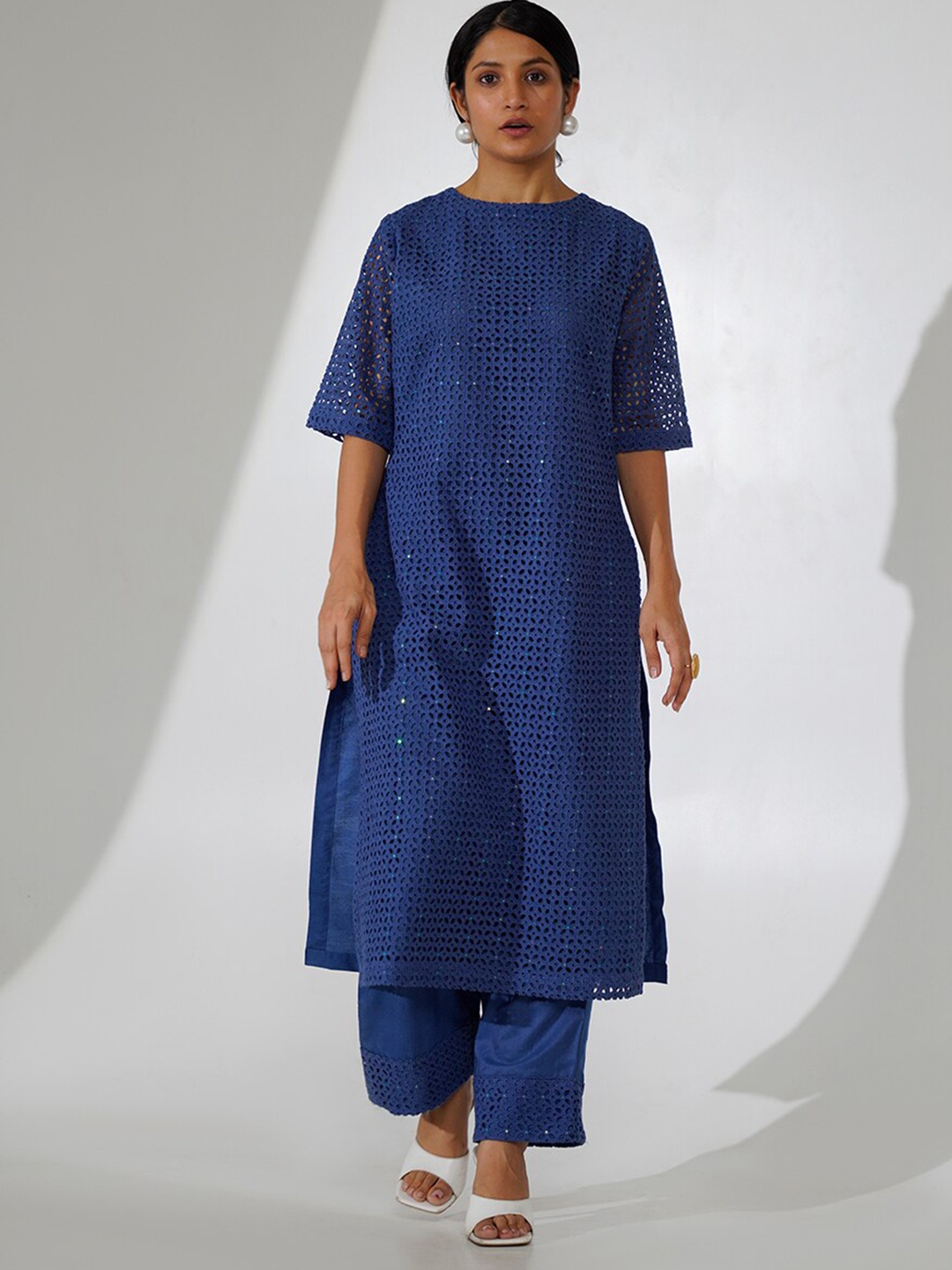 indy Raaga Ethnic Motifs Embroidered Regular Sequinned Pure Cotton Kurta with Trousers, Navy blue
indy Raaga Ethnic Motifs Embroidered Regular Sequinned Pure Cotton Kurta with Trousers, Navy blue