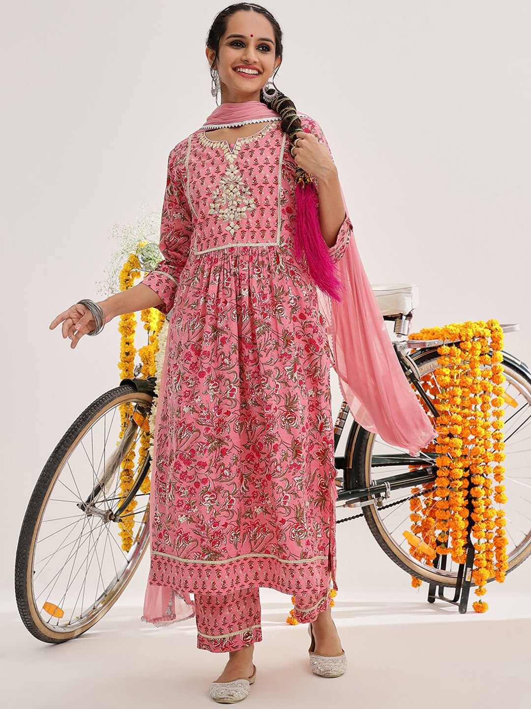 Varanga Pink Ethnic Motifs Printed Thread Work Straight Kurta & Trousers With Dupatta
Varanga Pink Ethnic Motifs Printed Thread Work Straight Kurta & Trousers With Dupatta